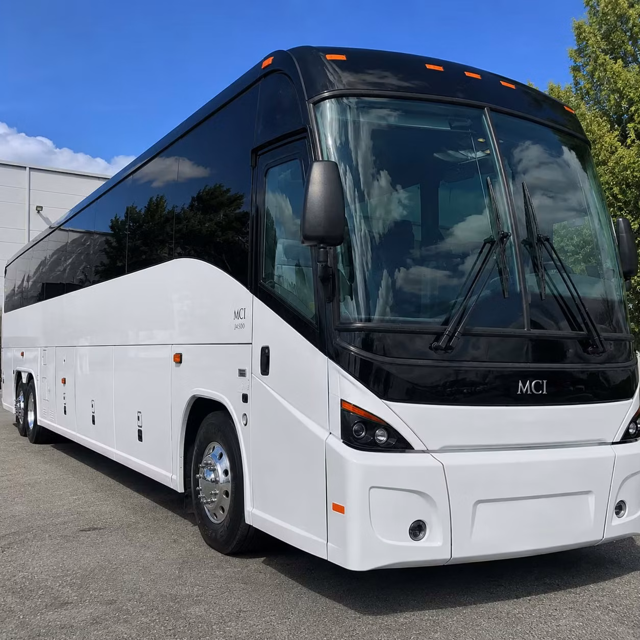 charterbusrentalhuntsvilleal com helps you move research park employees efficiently all day long
